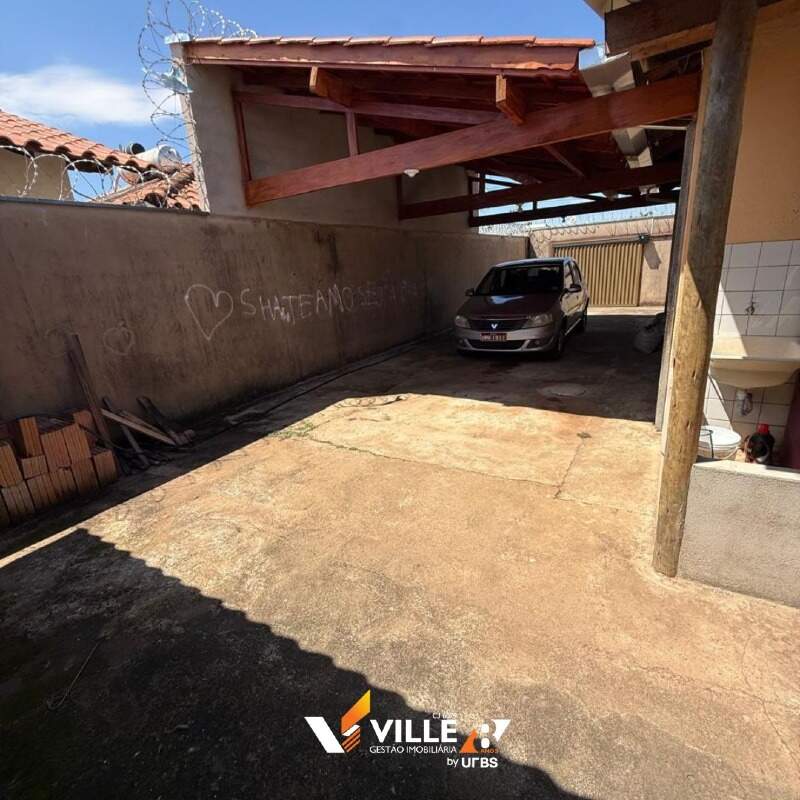 Casa à venda no Pão de Açúcar : 