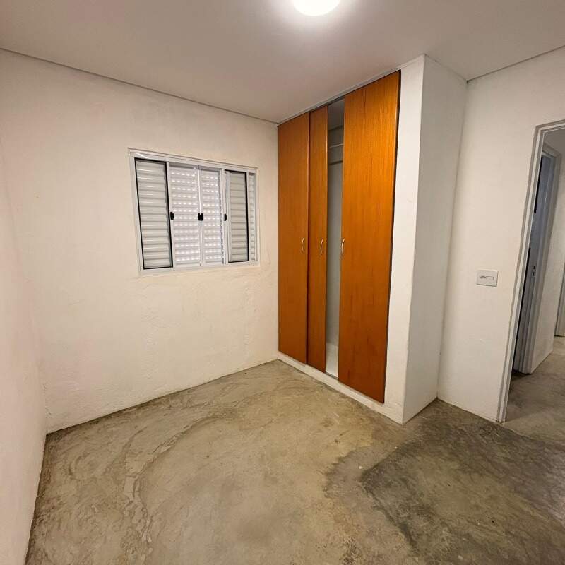 Casa para aluguel no Vila Santa Luzia: 