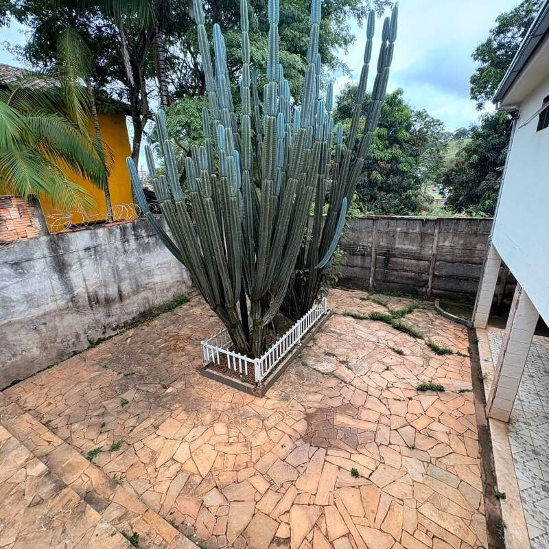 Casa para aluguel no Recanto do Ipê: 