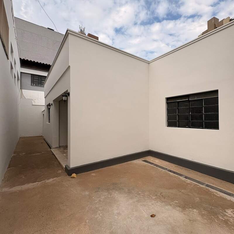 Casa para aluguel no Centro: 