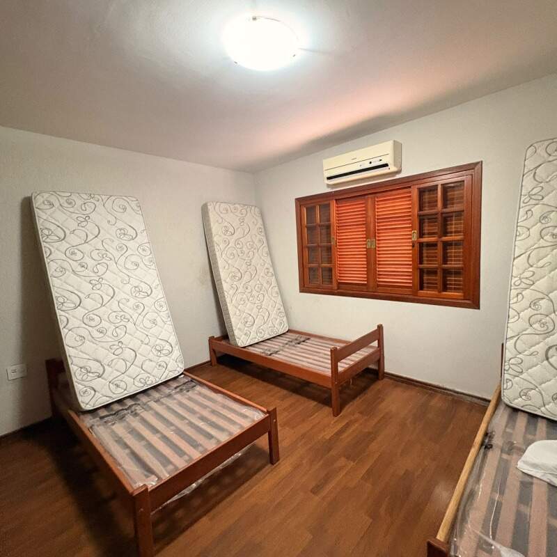 Casa para aluguel no Arasol: 