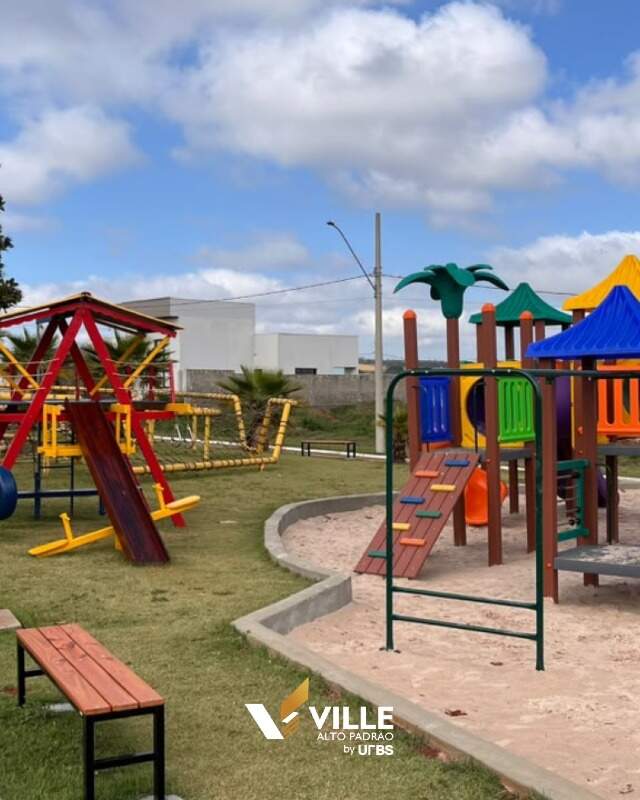Lote em condomínio à venda no Condomínio Villa das Artes: 