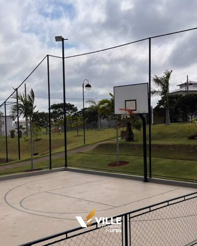 Lote em condomínio à venda no Condomínio Villa das Artes: 