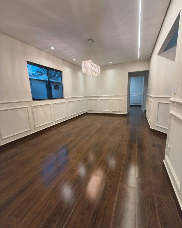 Casa à venda no Guilhermina Vieira Chaer: 