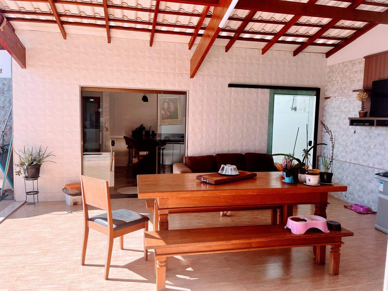 Casa à venda no Guilhermina Vieira Chaer: 