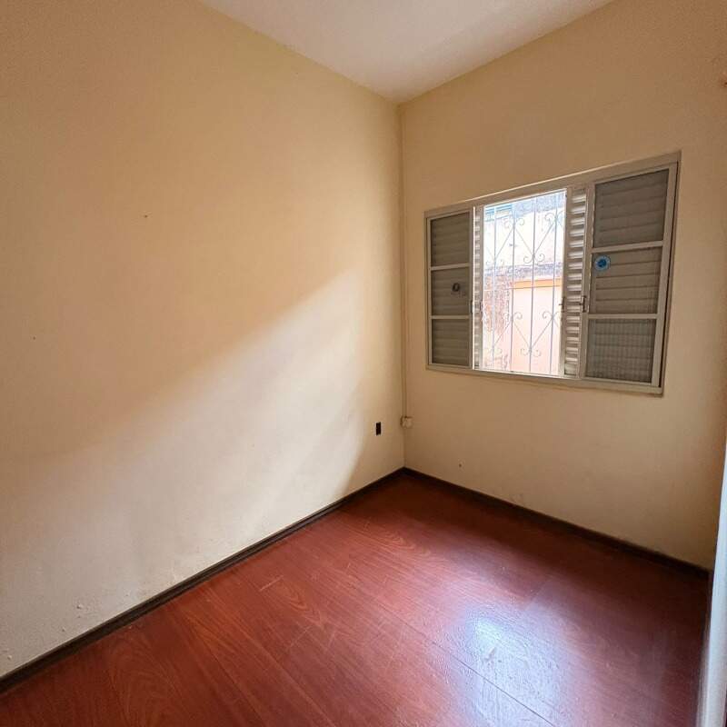 Casa para aluguel no Centro: 