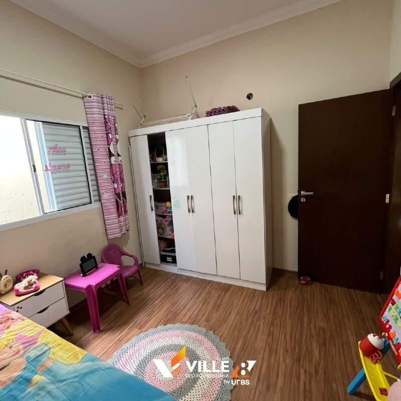 Casa à venda no Portal do Camburi: 