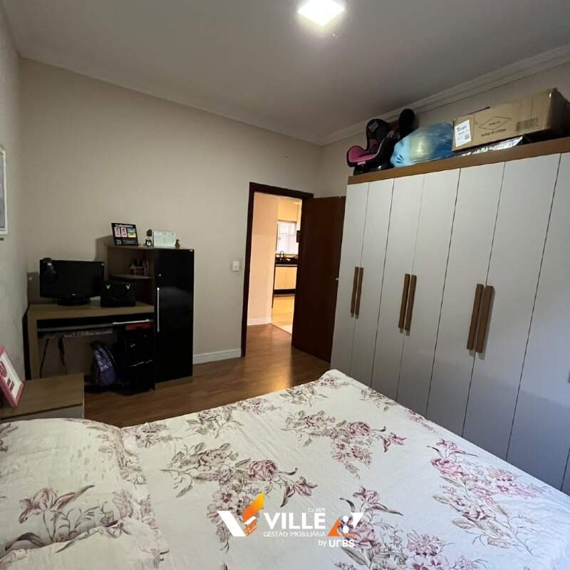 Casa à venda no Portal do Camburi: 
