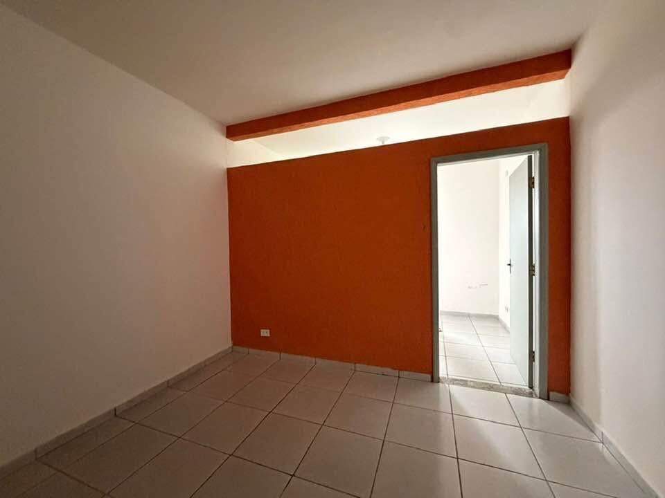 Sala para aluguel no Centro: 