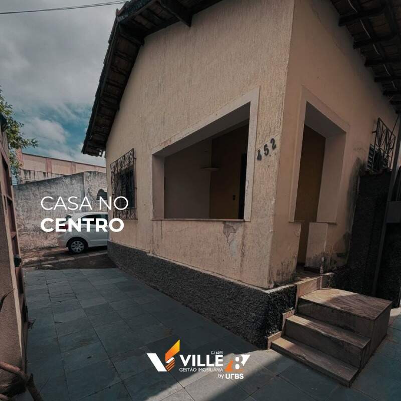 Casa à venda no Centro: 