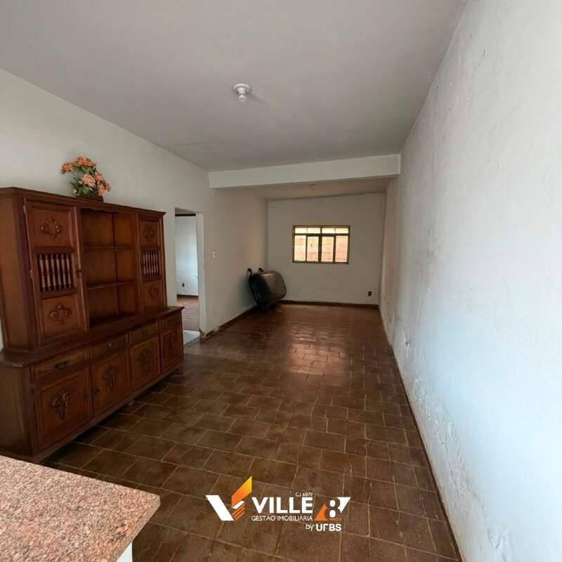 Casa à venda no Centro: 