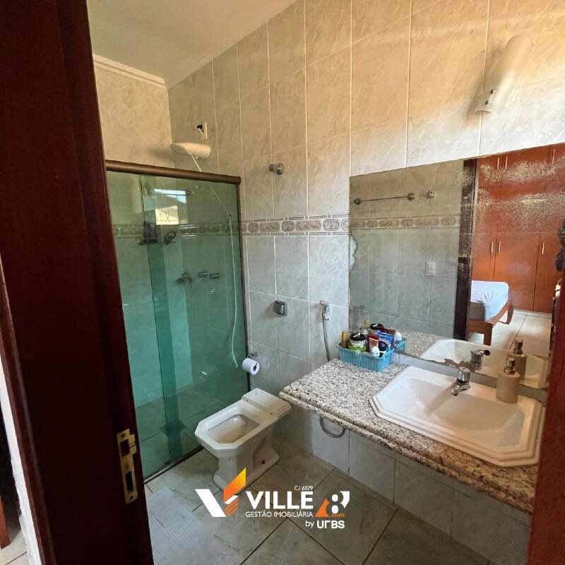 Casa à venda no Guilhermina Vieira Chaer: 
