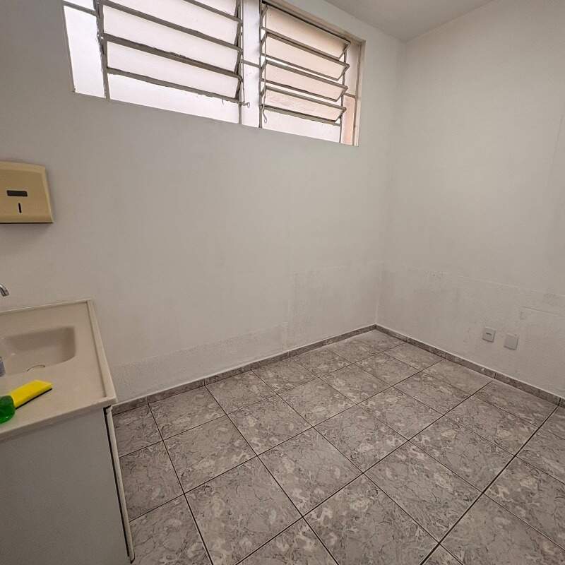 Sala para aluguel no Centro: 
