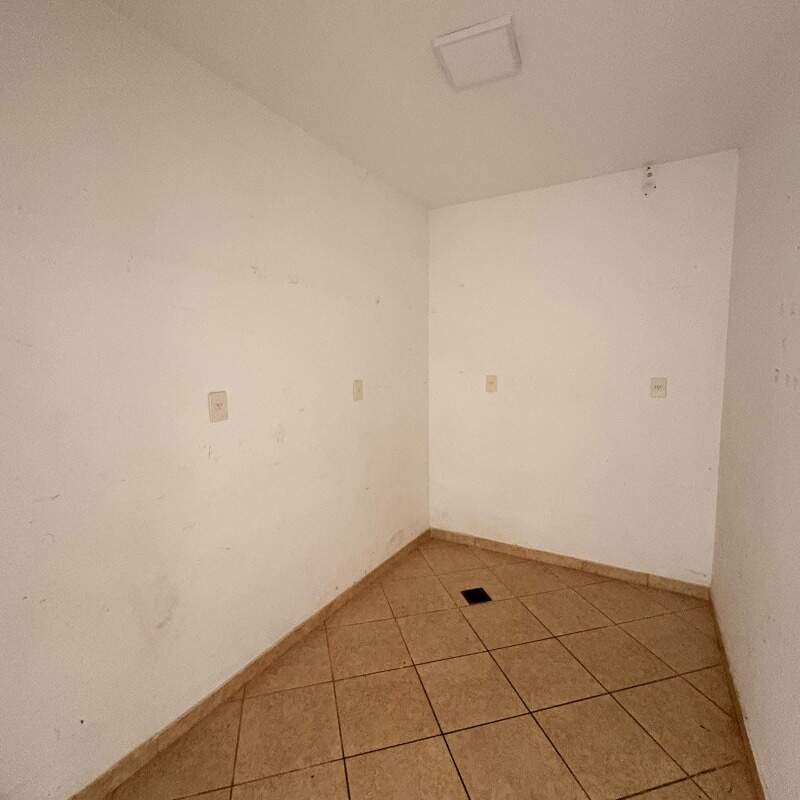 Loja para aluguel no Centro: 