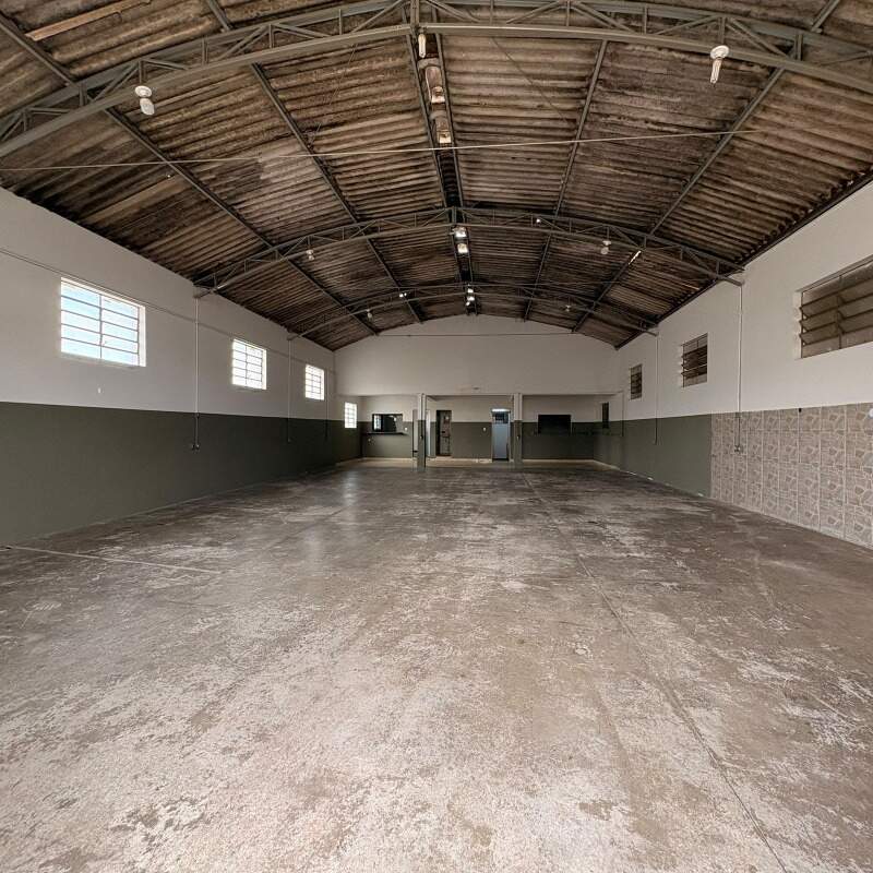 Galpão para aluguel no Vila São Pedro: 