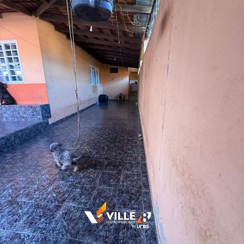 Casa à venda no Urciano Lemos: 