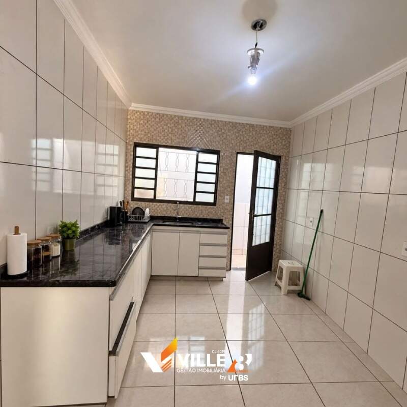 Casa à venda no Mangabeiras IV : 