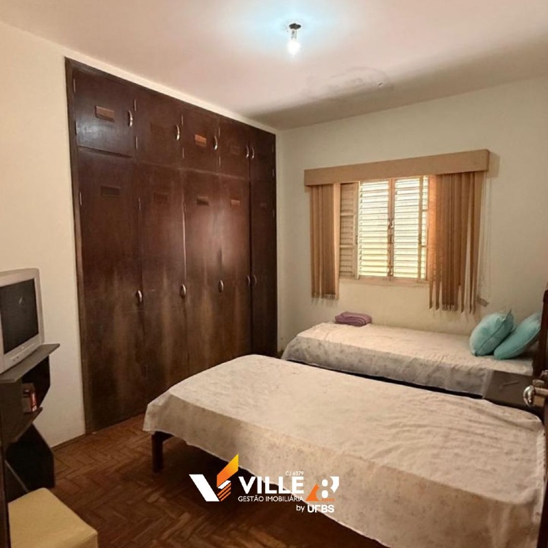 Casa à venda no Centro: 