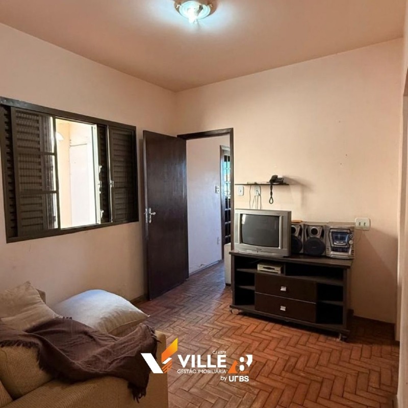 Casa à venda no Centro: 