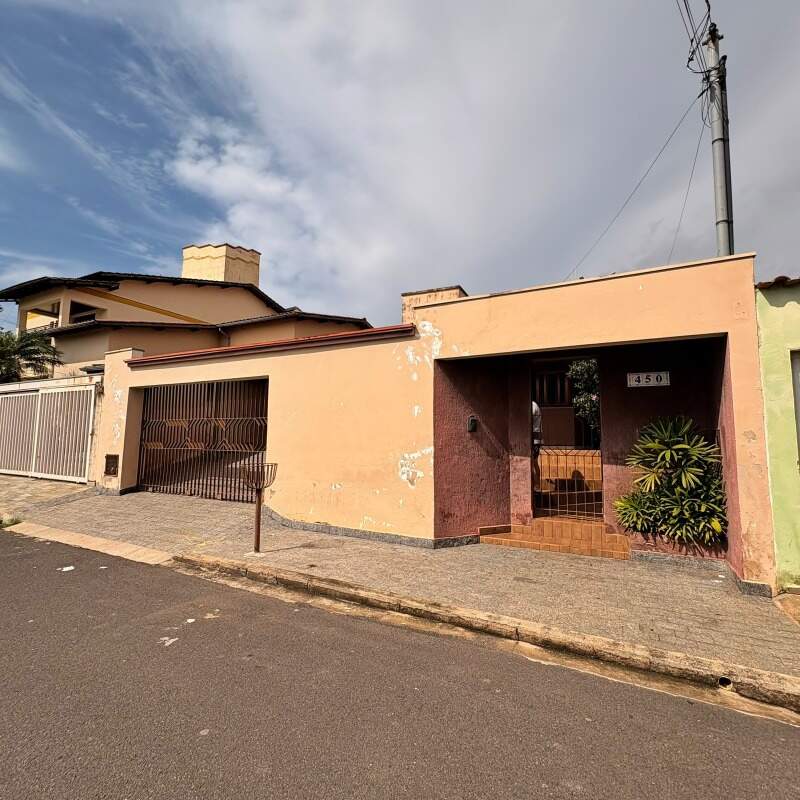 Casa para aluguel no São Cristóvão: 