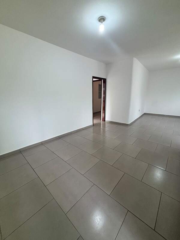 Casa para aluguel no Vila Fertiza: 