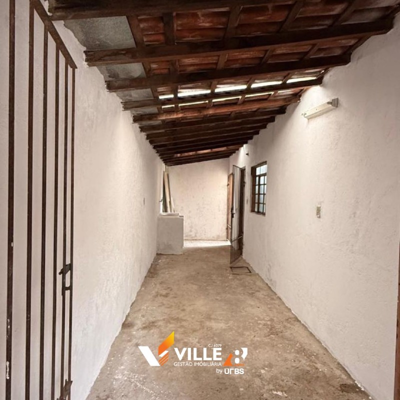 Casa à venda no Salomão Drumond: 