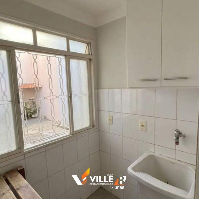 Apartamento à venda no Guilhermina Vieira Chaer: 