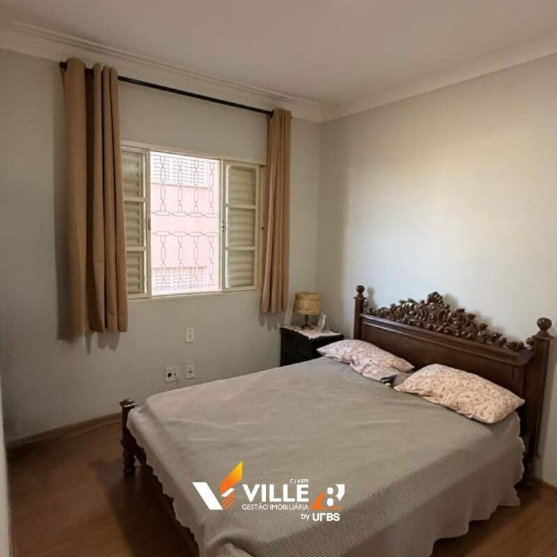 Apartamento à venda no Guilhermina Vieira Chaer: 