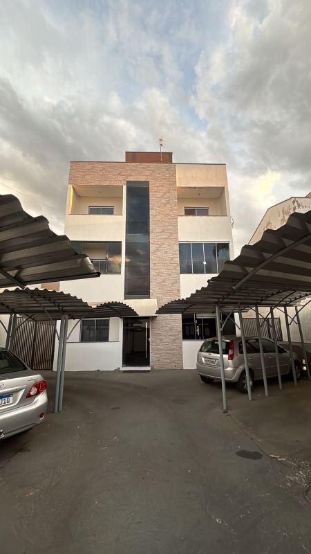Apartamento para aluguel no Guilhermina Vieira Chaer: 