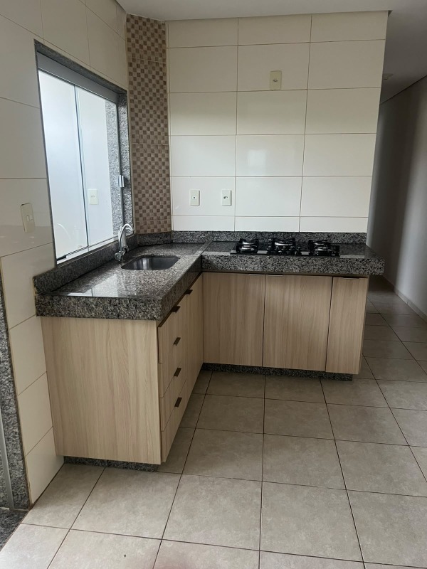 Apartamento para aluguel no Guilhermina Vieira Chaer: 