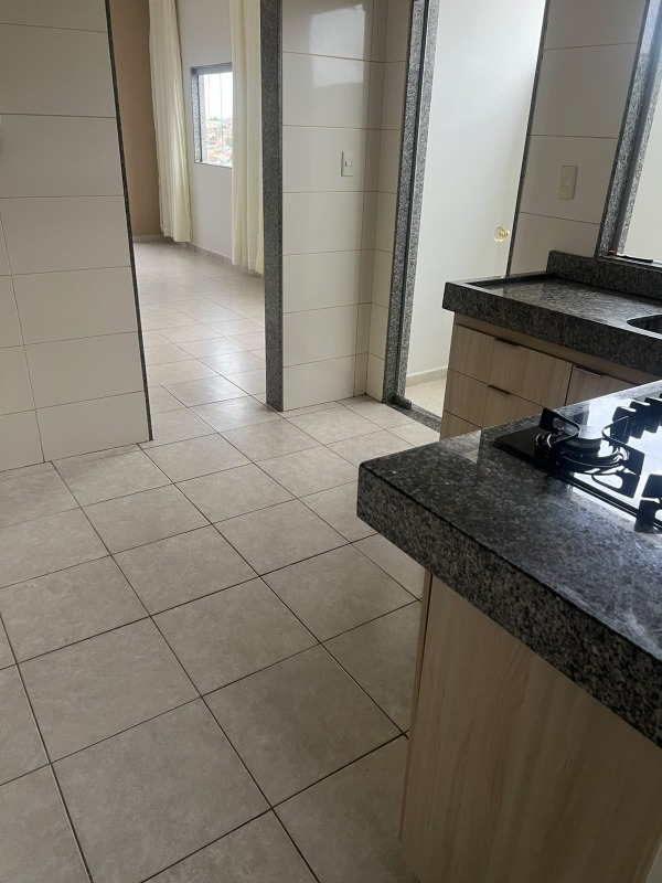 Apartamento para aluguel no Guilhermina Vieira Chaer: 