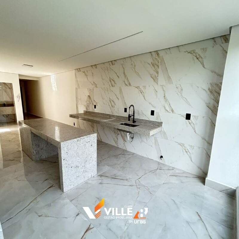 Apartamento à venda no Guilhermina Vieira Chaer: 