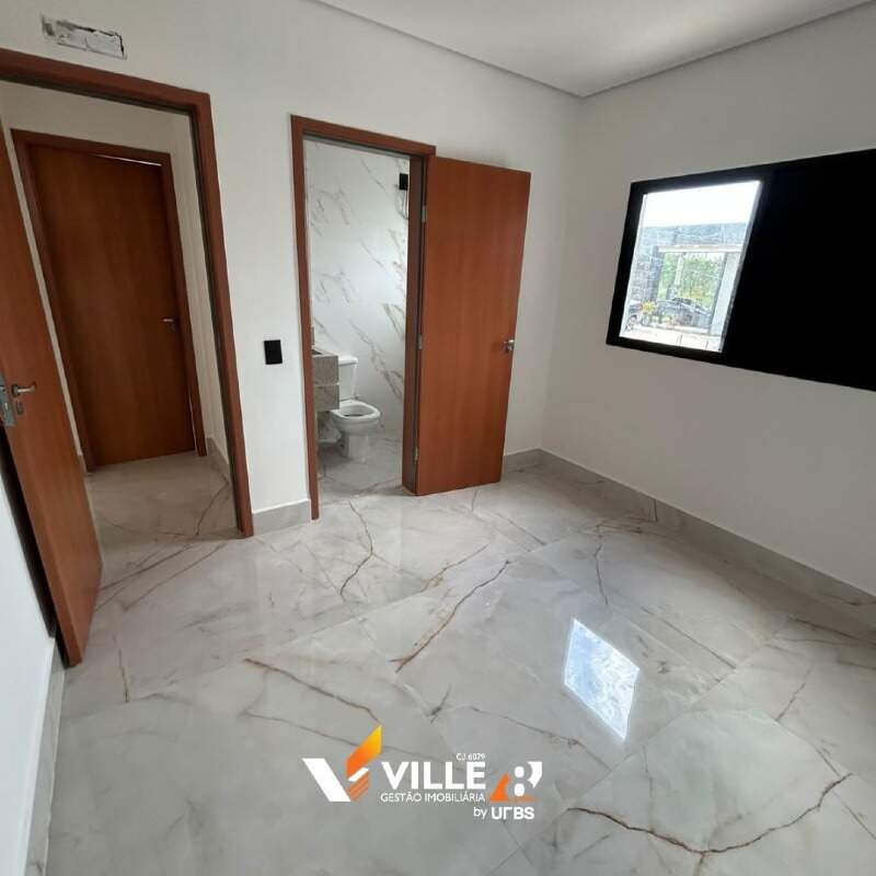Apartamento à venda no Guilhermina Vieira Chaer: 
