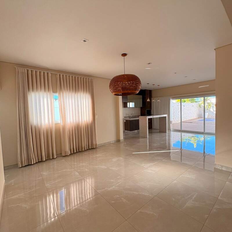 Casa para aluguel no Condomínio Villagio I: 