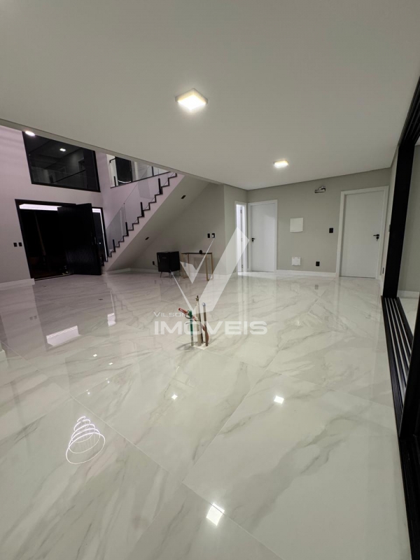 Sobrado à venda no Centro: 