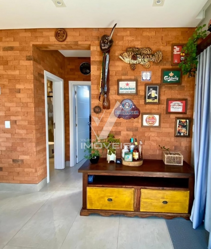 Casa à venda no Distrito Industrial: 