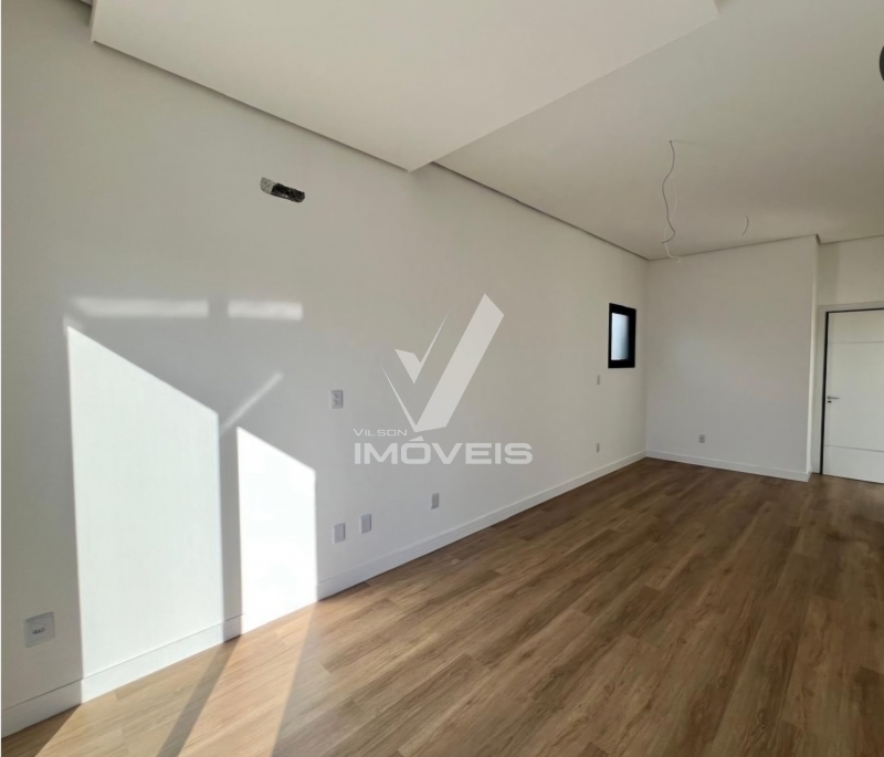 Casa à venda no Distrito Industrial: 