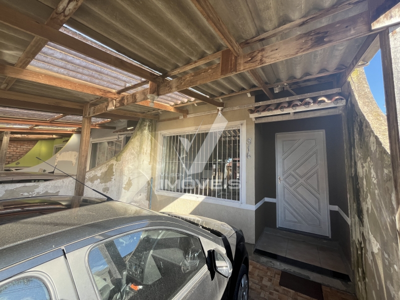 Casa à venda no Parque Itacolomi: 