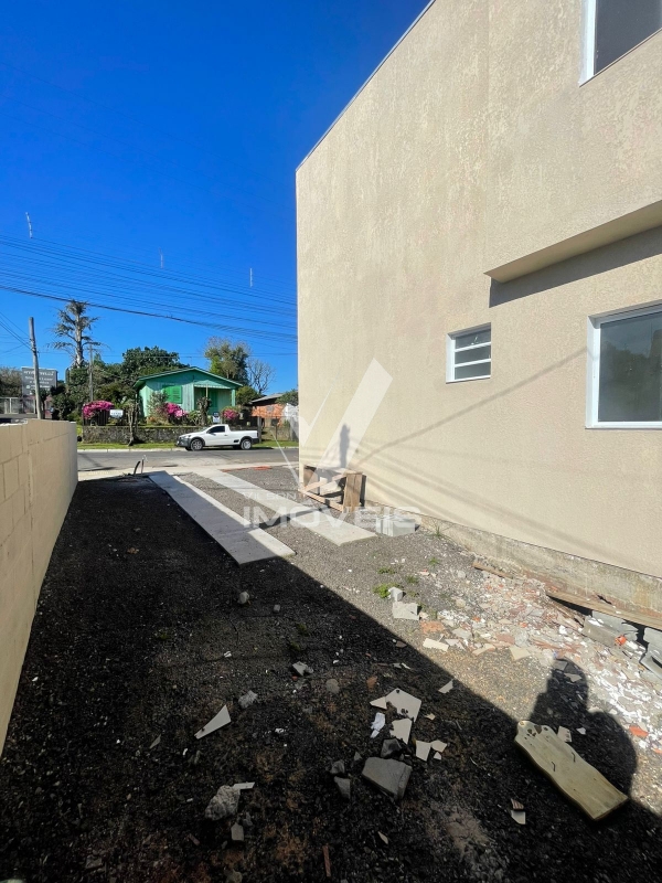 Sobrado à venda no Neópolis: 