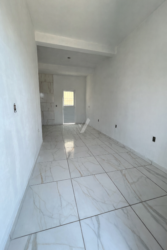 Sobrado à venda no Cohab B: 