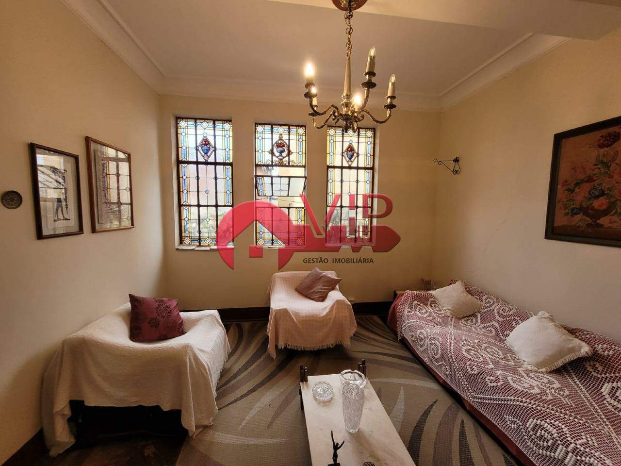 Casa à venda no Centro: 