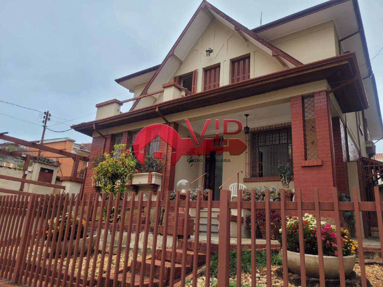 Casa à venda no Centro: 