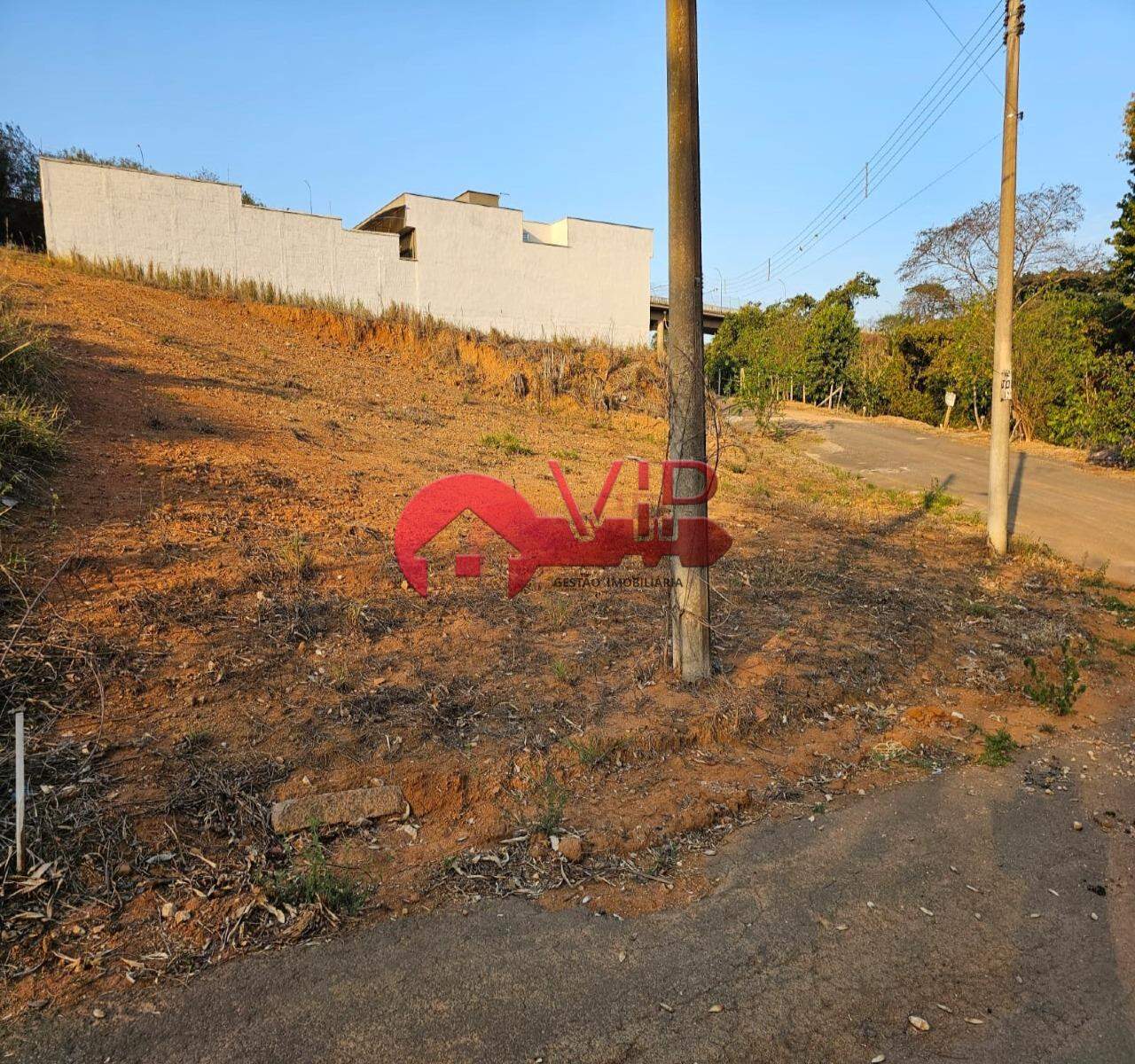 Terreno à venda no Jardim Santa Marina: 
