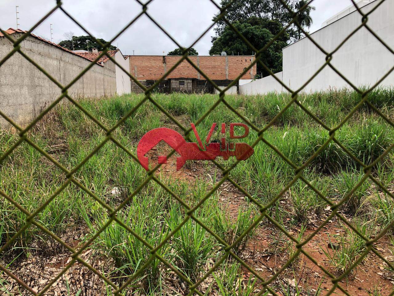 Terreno à venda no Parque Beira Rio: 