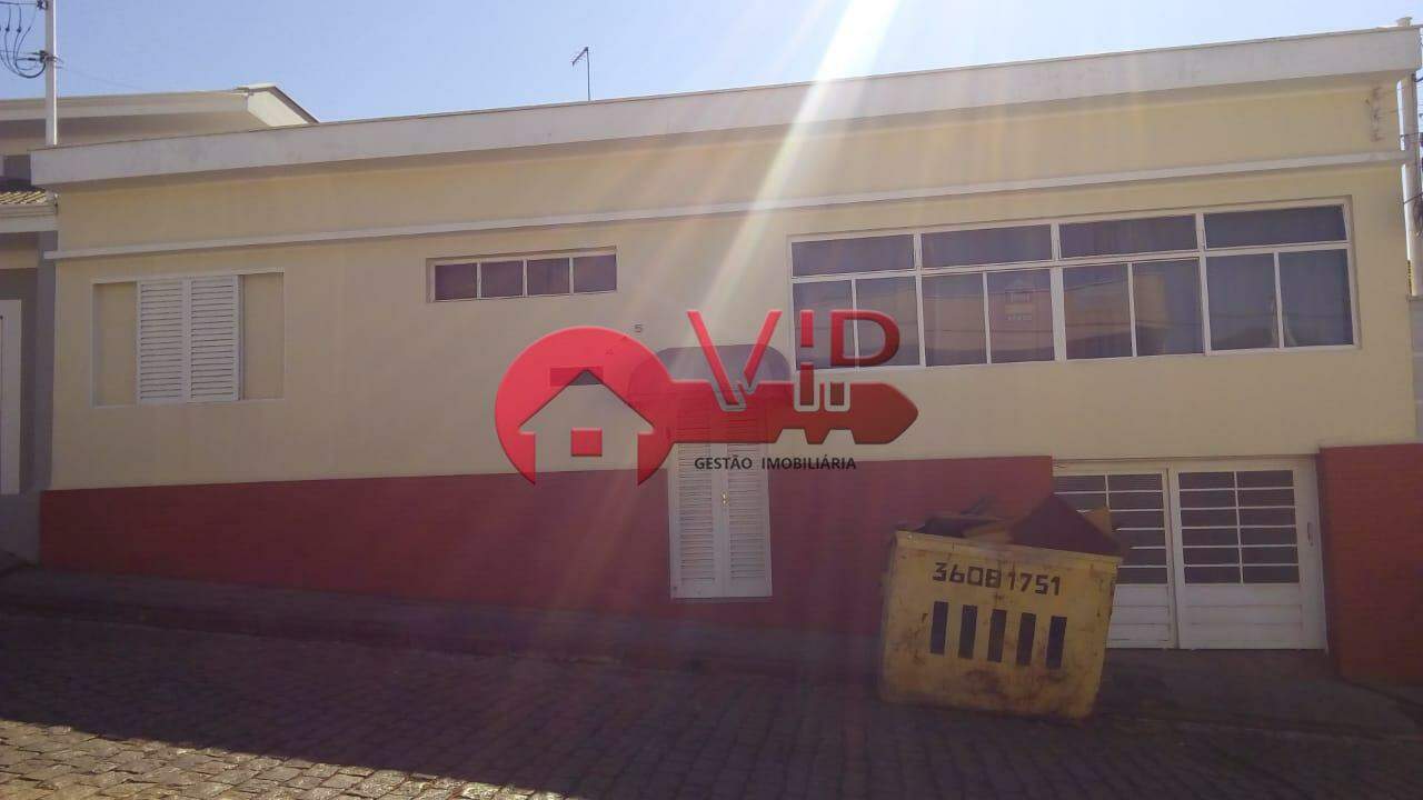 Casa à venda no Centro: 