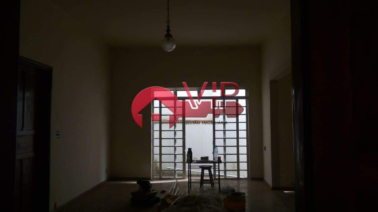 Casa à venda no Centro: 