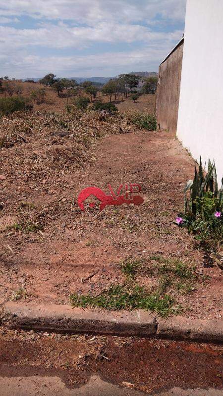 Terreno à venda no Jardim Bela Vista: 