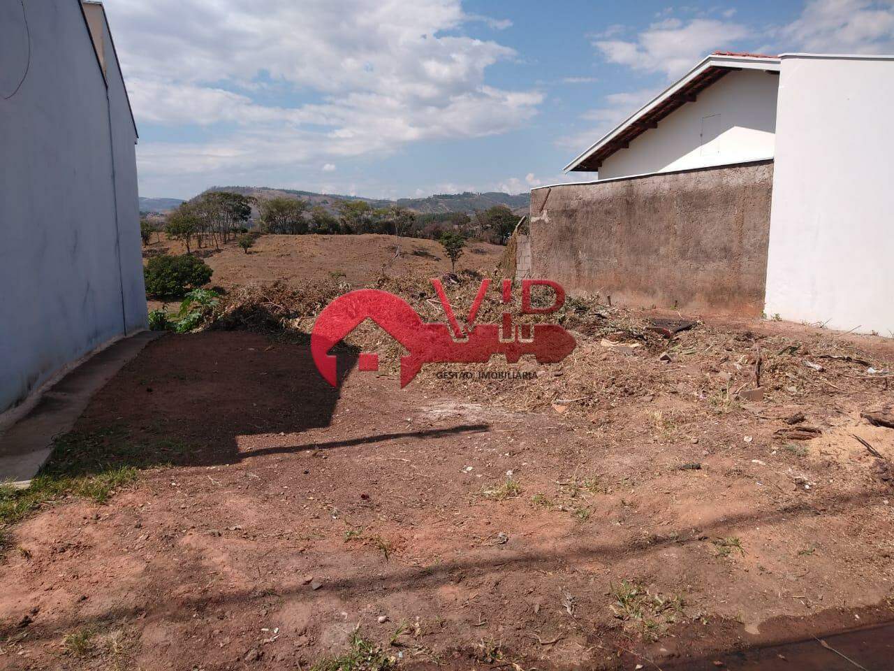 Terreno à venda no Jardim Bela Vista: 