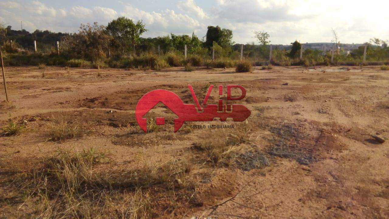 Terreno à venda no Residencial Alto do São Domingos: 