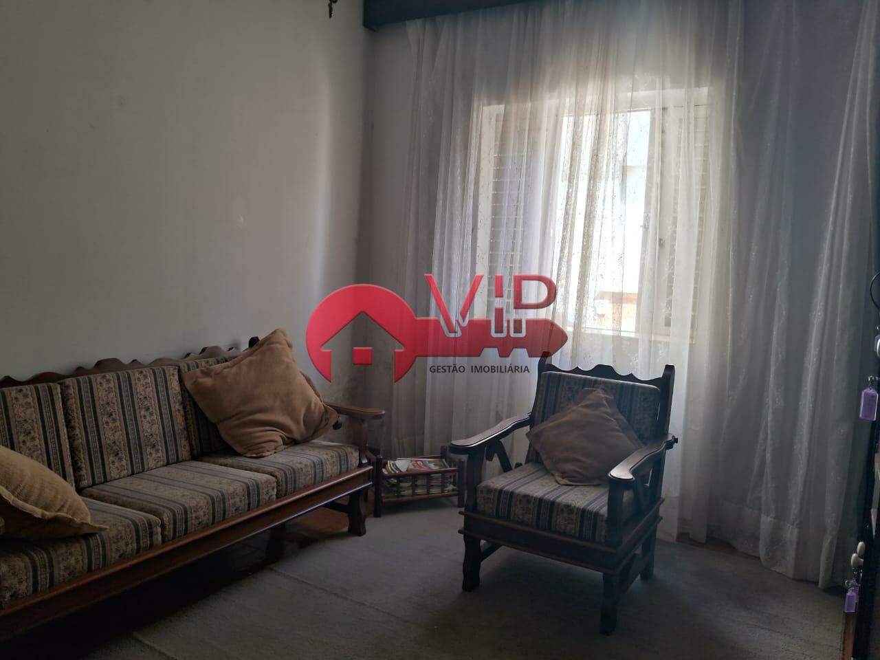 Casa à venda no Centro: 